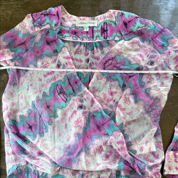 100% silk Fifteen Twenty Pink and Purple Wrap Blouse - Picture 3 of 8